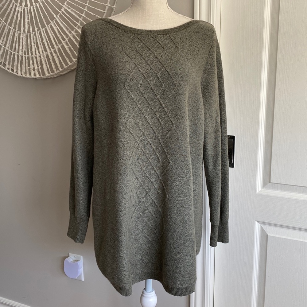 Reitmans - Olive Green Scoop Neck Sweater with Criss-cross Cabling